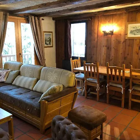 Grand - 5pax Au Pied Des Pistes - Parking - Skiroom - Cheminee Decorative- Balcons *