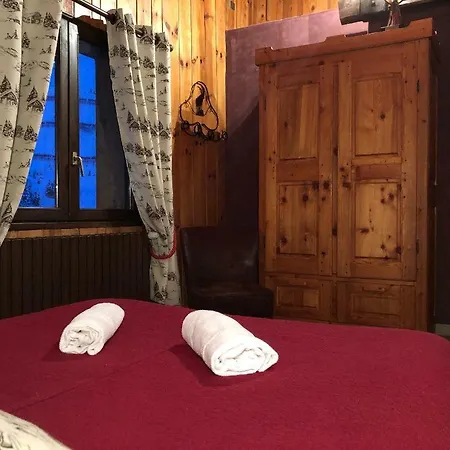 Grand - 5pax Au Pied Des Pistes - Parking - Skiroom - Cheminee Decorative- Balcons *