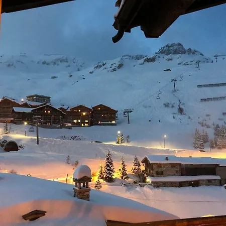Apartment Grand - 5pax Au Pied Des Pistes - Parking - Skiroom - Cheminee Decorative- Balcons Tignes