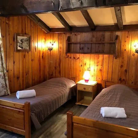 Apartment Grand - 5pax Au Pied Des Pistes - Parking - Skiroom - Cheminee Decorative- Balcons